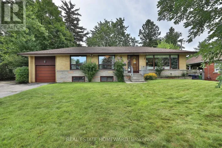 71 GATESVIEW AVENUE, Toronto