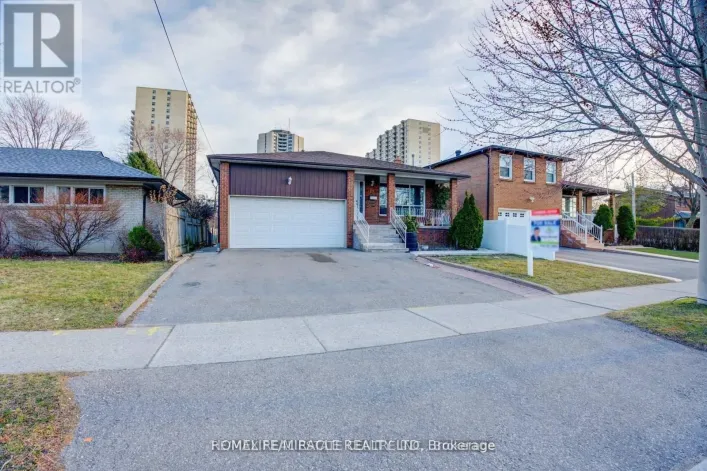 71 KINGSVIEW BOULEVARD, Toronto