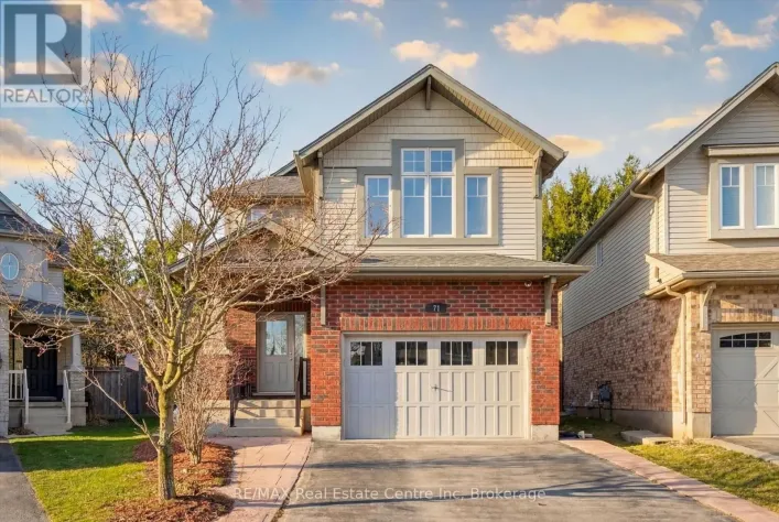 71 LAUGHLAND LANE, Guelph