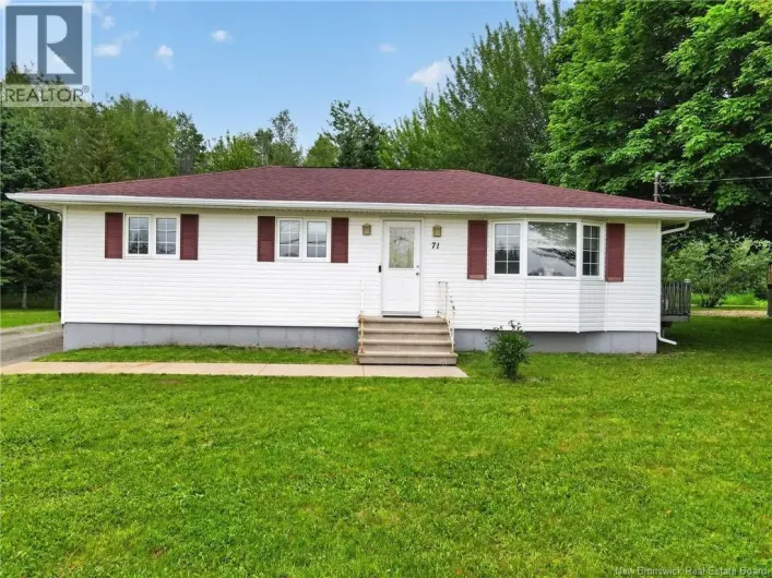 House for sale: 71 Northwood, Moncton