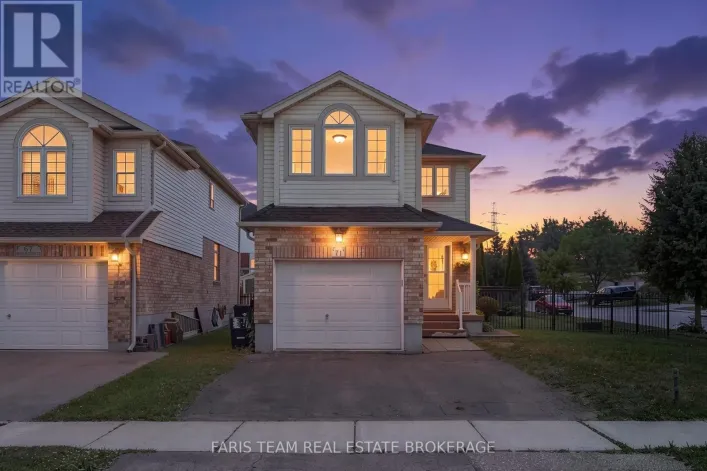 71 PEACH BLOSSOM CRESCENT, Kitchener