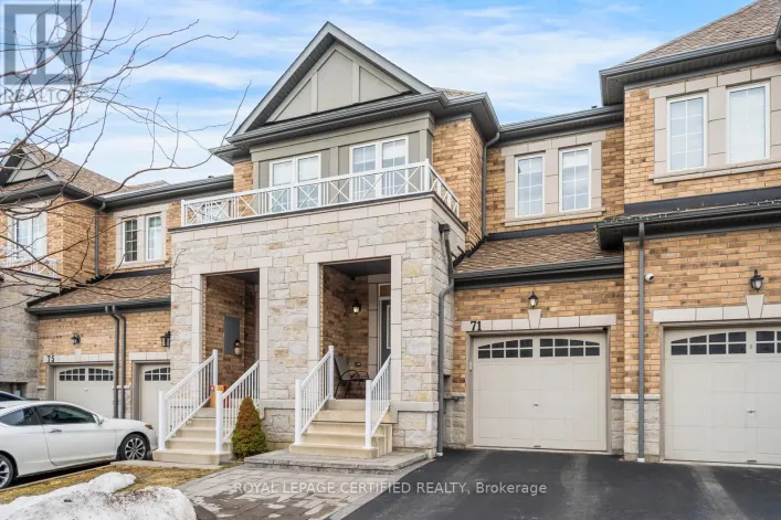 71 RIMROCK CRESCENT, Whitby