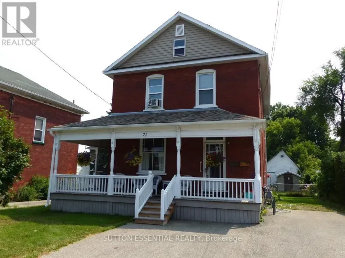 71 RUSSELL STREET E, Smiths Falls
