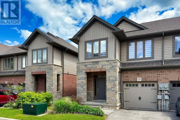 71 SOUTHSHORE CRESCENT, Hamilton