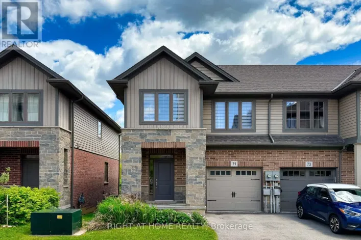 71 SOUTHSHORE CRESCENT, Hamilton