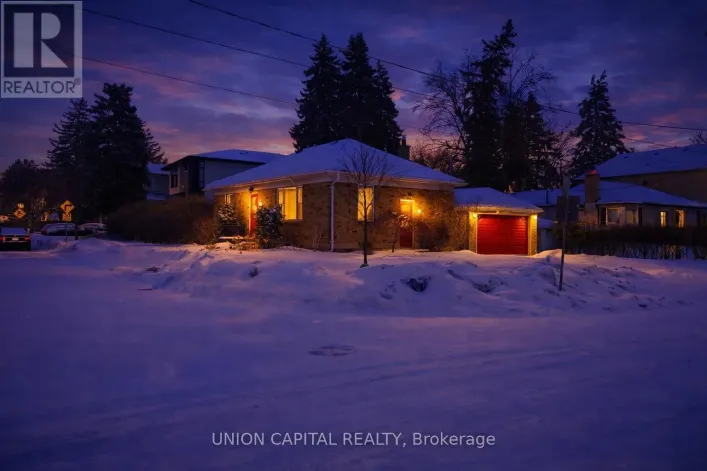 71 STUART CRESCENT, Toronto