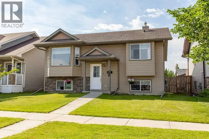 71 Vanier Drive, Red Deer