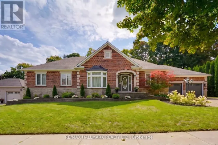 71 WILLOW FARM LANE, Aurora