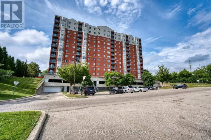 710 - 30 CHAPMAN COURT, London North