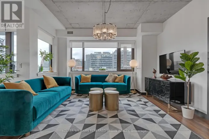 710 - 400 WELLINGTON STREET W, Toronto