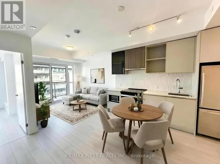 710 - 405 DUNDAS STREET W, Oakville