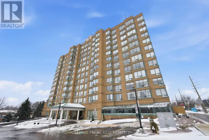 710 - 711 ROSSLAND ROAD E, Whitby