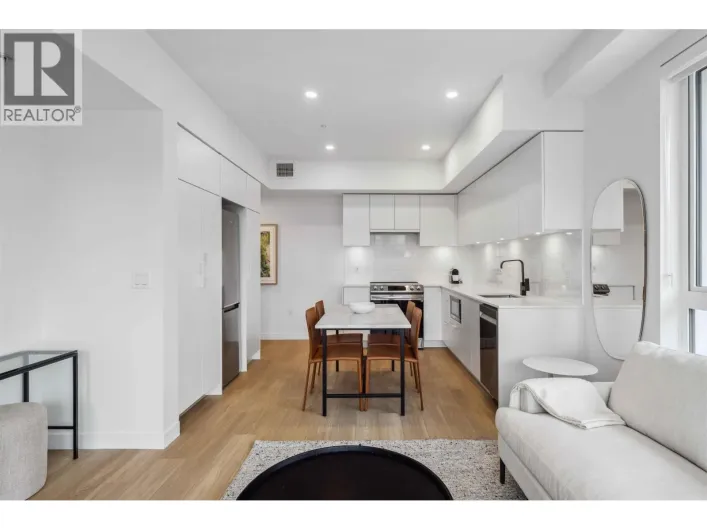 710 DOGWOOD STREET, Coquitlam