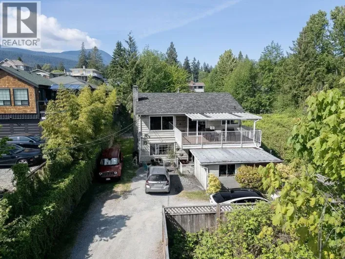 710 GIBSONS WAY, Gibsons