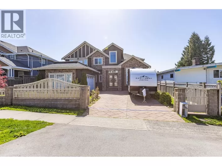 710 RODERICK AVENUE, Coquitlam