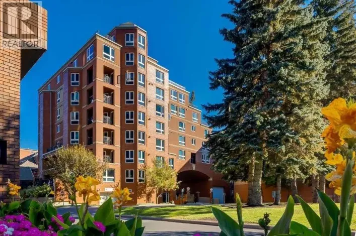 7101, 400 Eau Claire Avenue SW, Calgary
