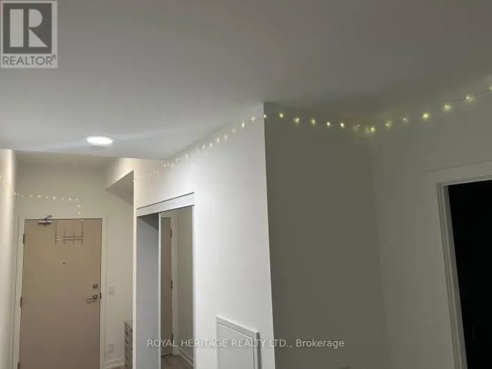 711 - 2020 BATHURST STREET, Toronto