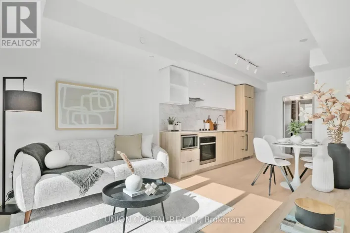 711 - 252 CHURCH STREET, Toronto