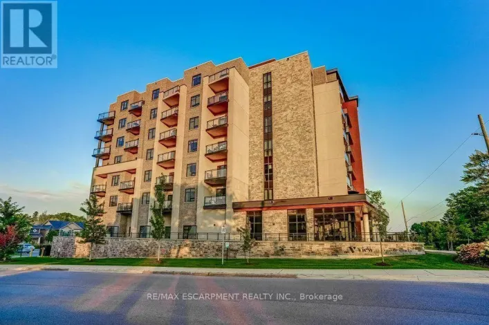 711 - 30 HAMILTON STREET S, Hamilton