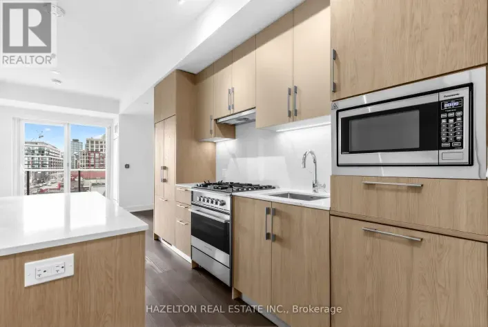 711 - 8 MANOR ROAD W, Toronto