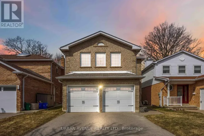 711 COWAN CIRCLE, Pickering
