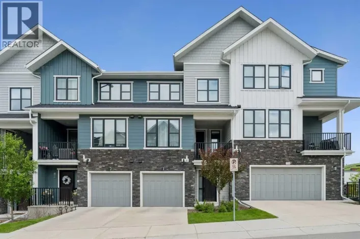 711 Crestridge Common SW, Calgary