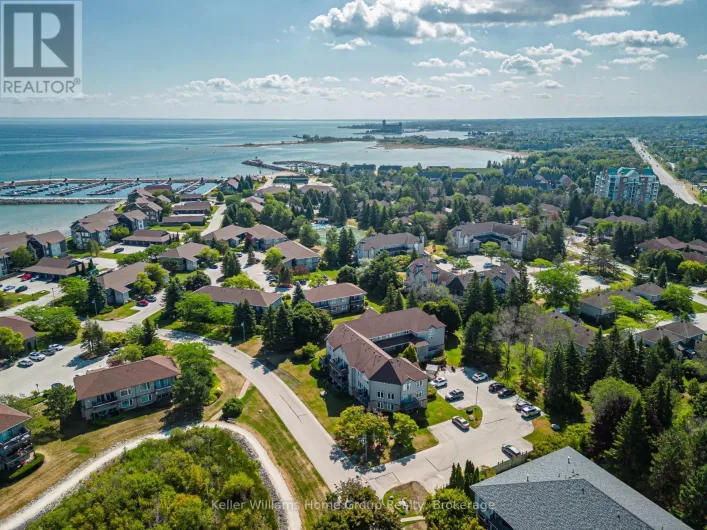 711 JOHNSTON PARK AVENUE, Collingwood
