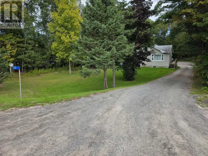 711 MUSKOKA 3 ROAD N, Huntsville