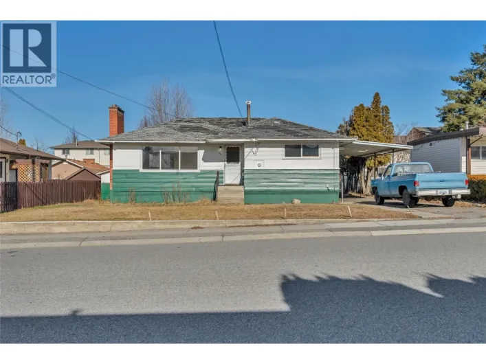 711 Nelson Avenue, Penticton