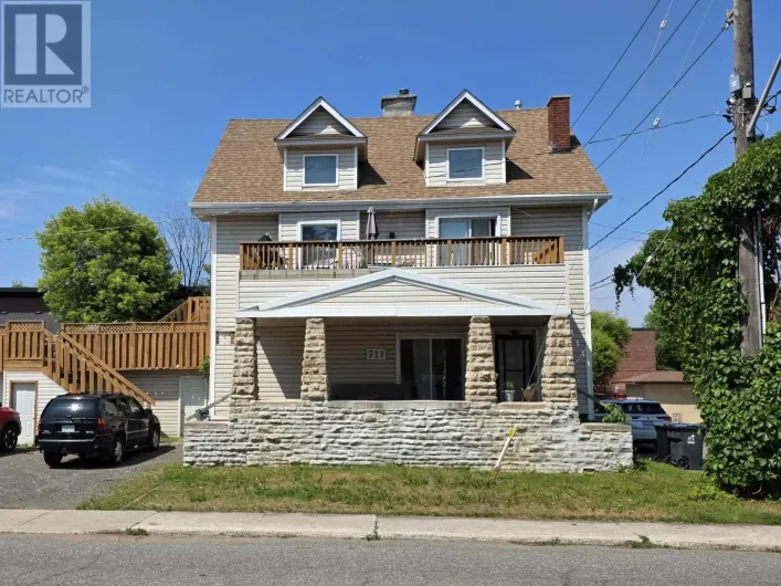 711 Ridgeway Street E, Thunder Bay