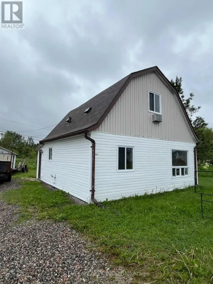 711 VICTORIA ROAD, Iroquois Falls