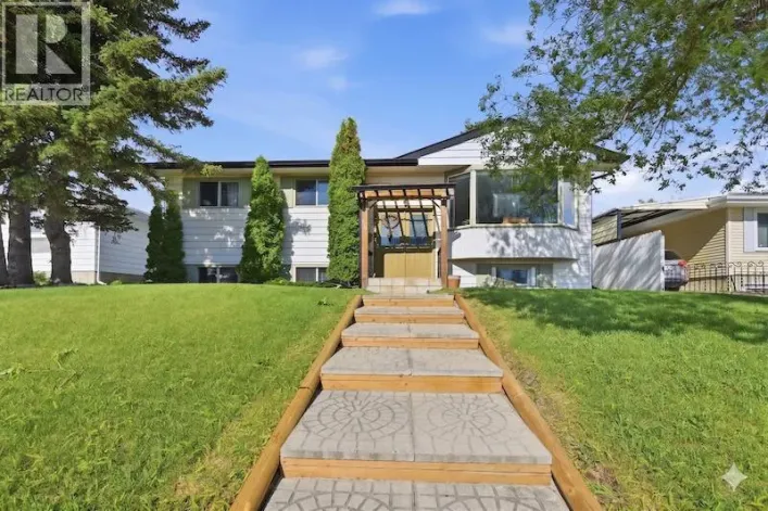 7115 Huntercrest Road NW, Calgary