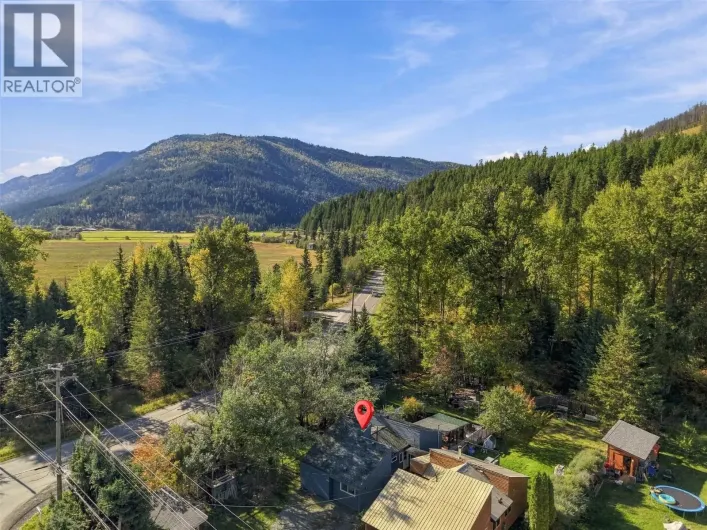 7117 CAHILTY Road, Kamloops