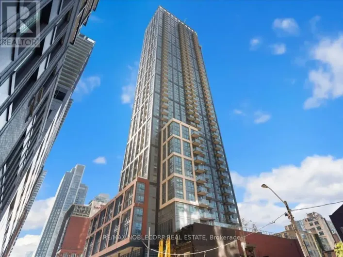 712 - 108 PETER STREET, Toronto