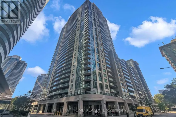 712 - 19 GRAND TRUNK CRESCENT, Toronto