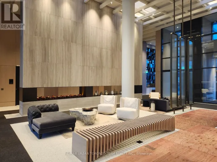 712 - 195 COMMERCE STREET, Vaughan