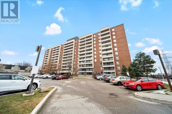 712 - 25 FOUR WINDS DRIVE, Toronto