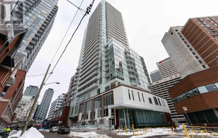 712 - 33 HELENDALE AVENUE, Toronto