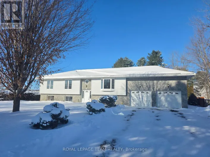 712 HYNDMAN ROAD, Edwardsburgh/Cardinal