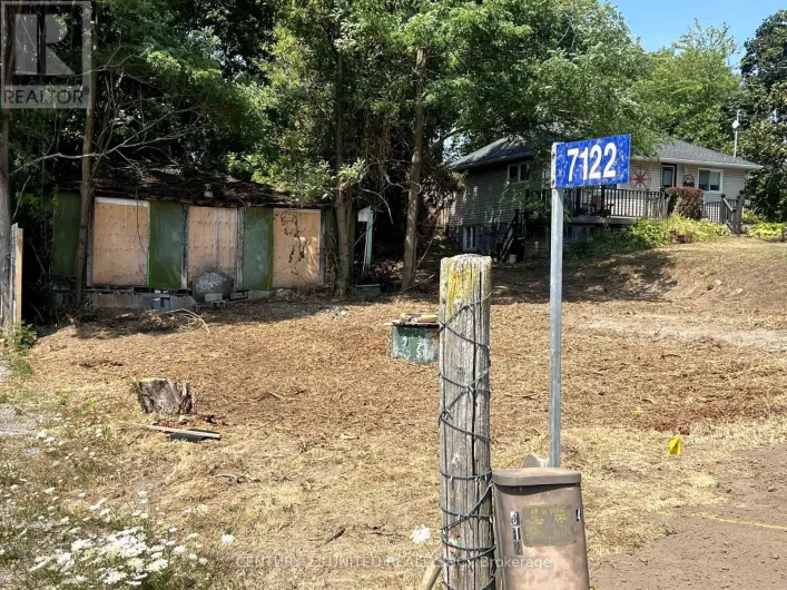 7122 SIDEY DRIVE, Hamilton Township