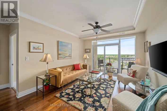 713 - 240 VILLAGEWALK BOULEVARD, London North