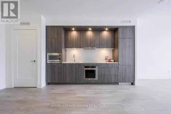 713 - 259 THE KINGSWAY, Toronto