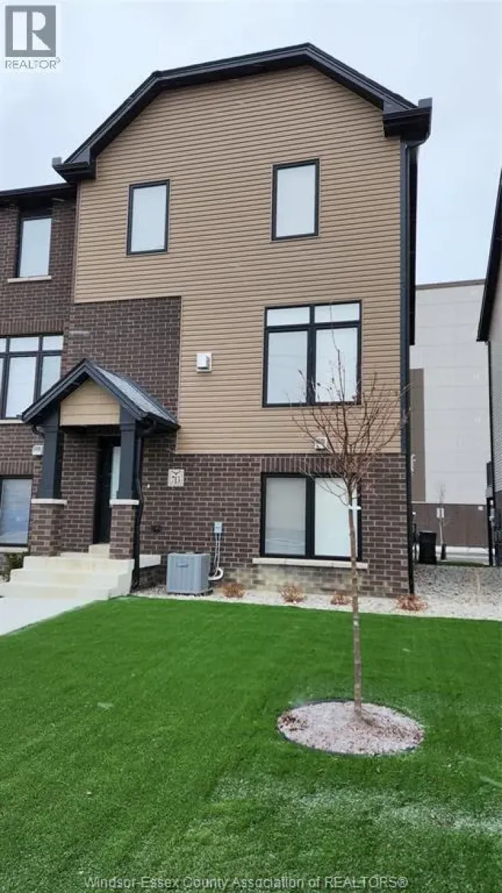 713 BROWNSTONE ROAD, Lakeshore