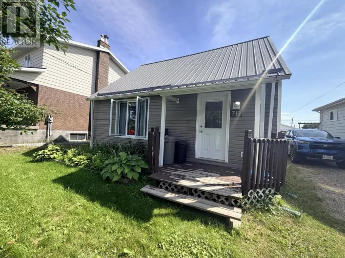 713 FIRST STREET W, Greenstone