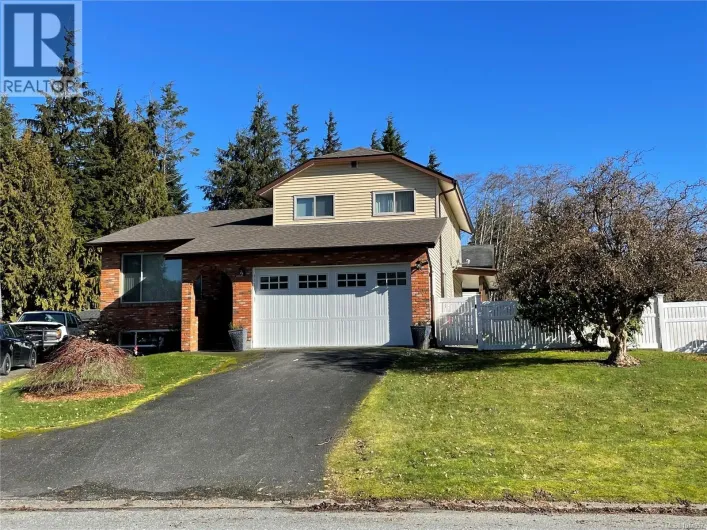 7130 Highland Dr, Port Hardy