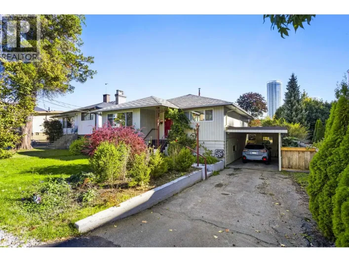 7134 17TH AVENUE, Burnaby