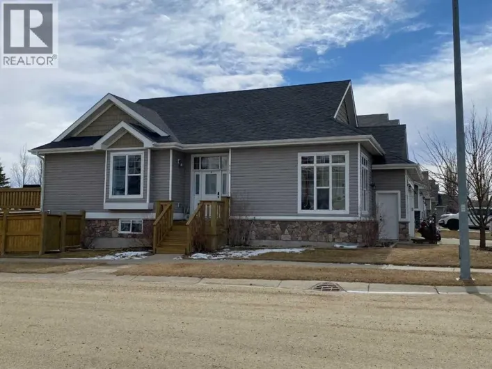7135 Henner's Road, Lacombe