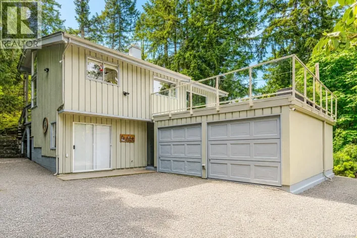 7136 Willis Point Rd, Central Saanich