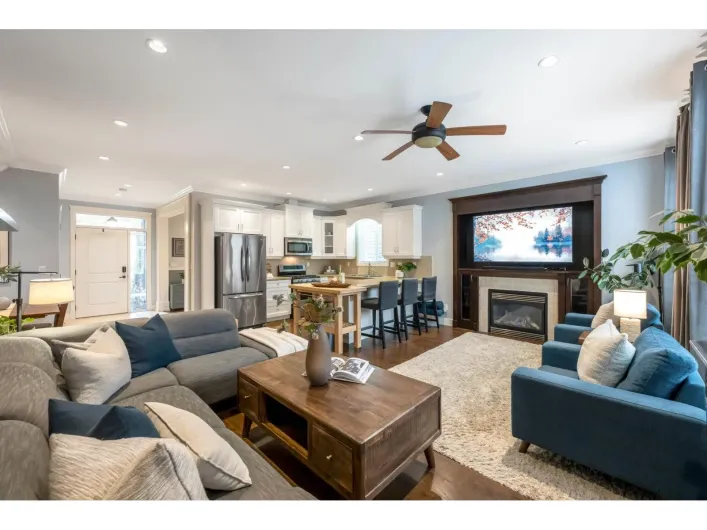 7137 196 STREET, Surrey