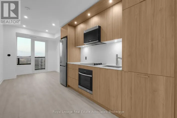 714 - 60 CENTRAL PARK ROADWAY, Toronto